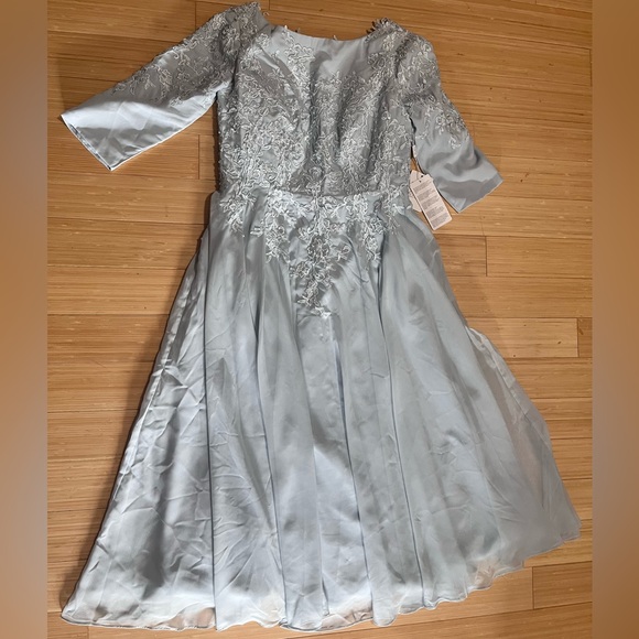 Tea Length Half Sleeve Embroidered and Beaded Evening Cocktail Dress - Picture 2 of 11